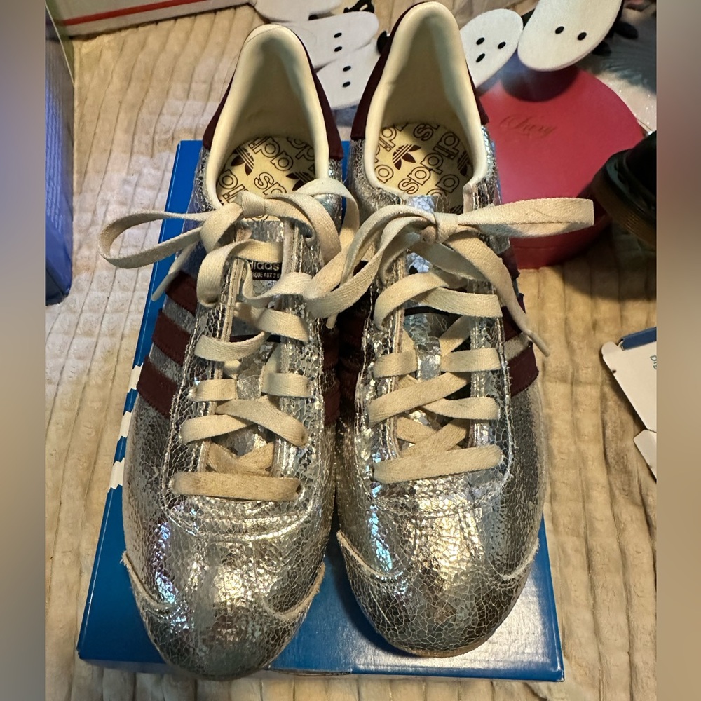 Adidas Country OG metallic silver shoes 7